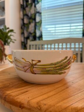 Royal Worcester Evesham Casserole/Serving Dish Asparagus & Hops w Gold Handles